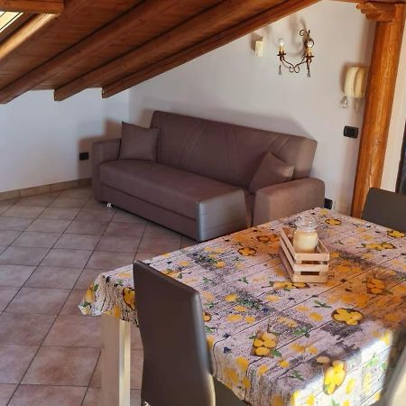 Casa Vacanza Lmt Aci Catena Екстер'єр фото
