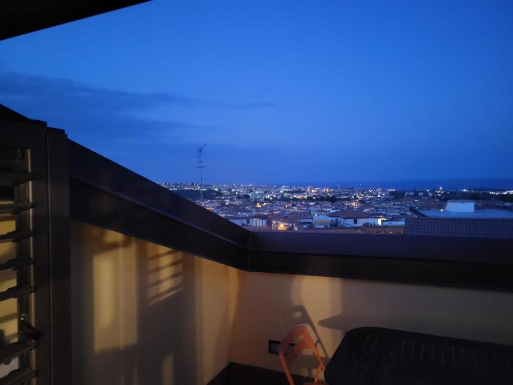 Casa Vacanza Lmt Aci Catena Екстер'єр фото